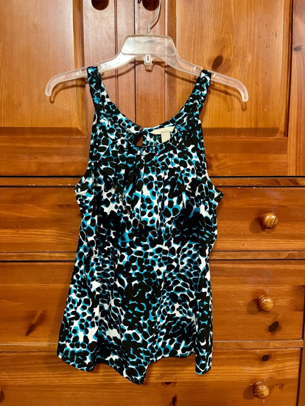 Banana Republic CUTE Summer Top with ruffle - Large